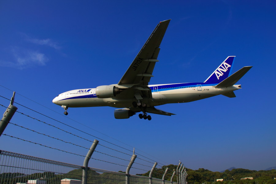B777