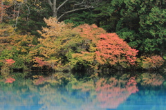 秋色湯ノ湖