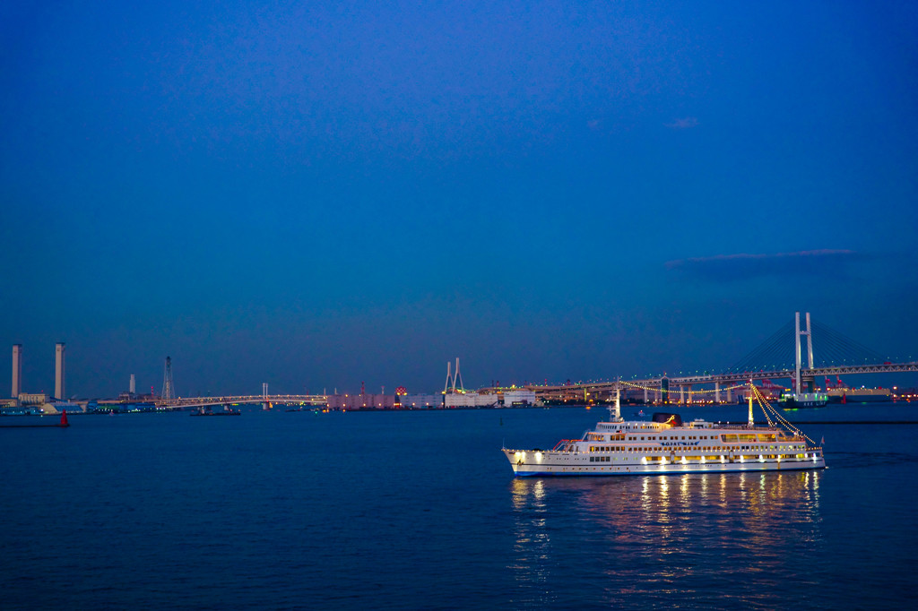 横浜港夜景