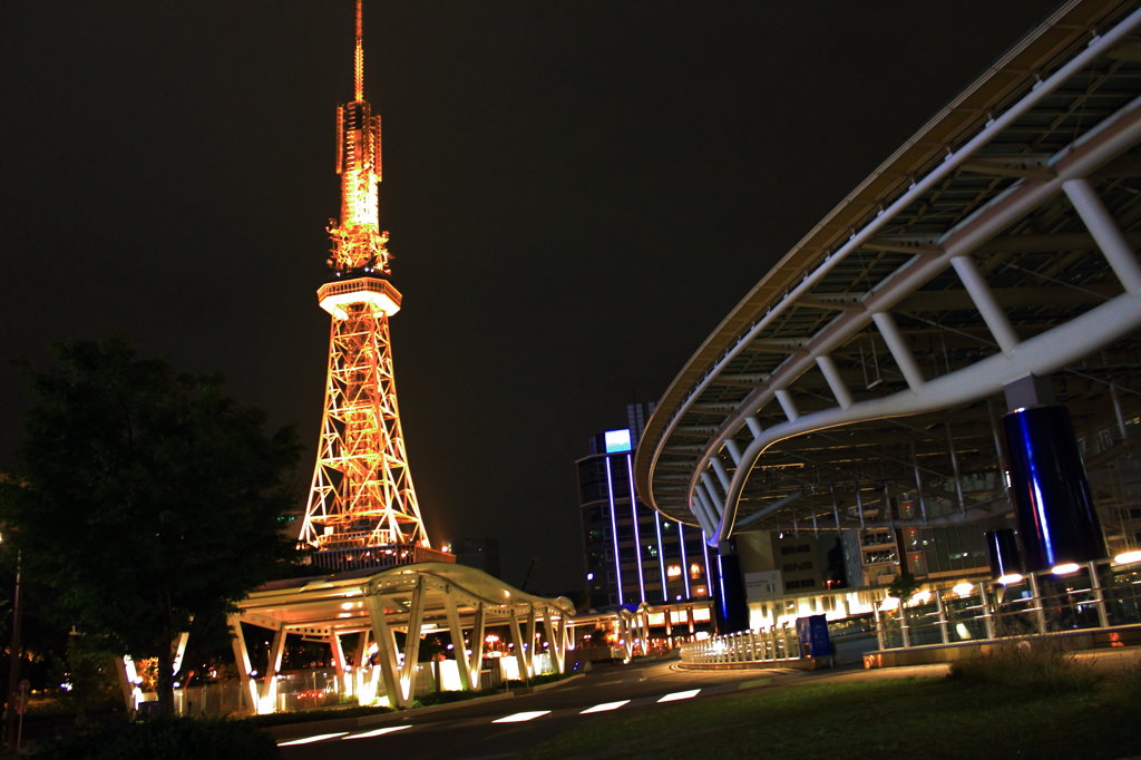 名古屋　深夜の栄