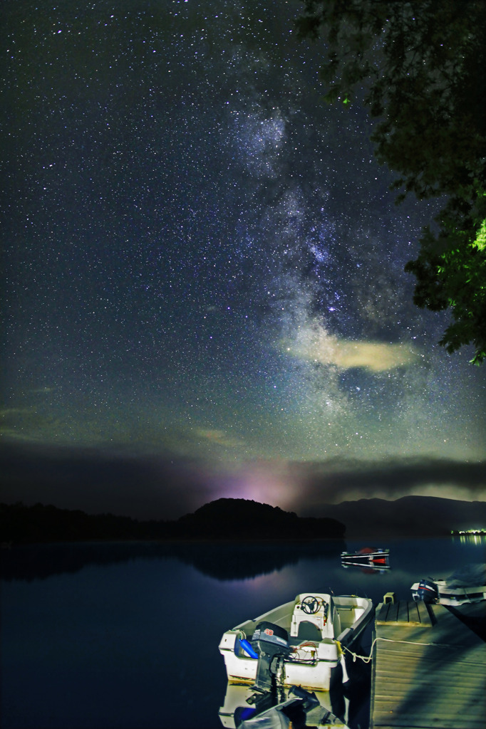 桧原湖・桟橋の夜