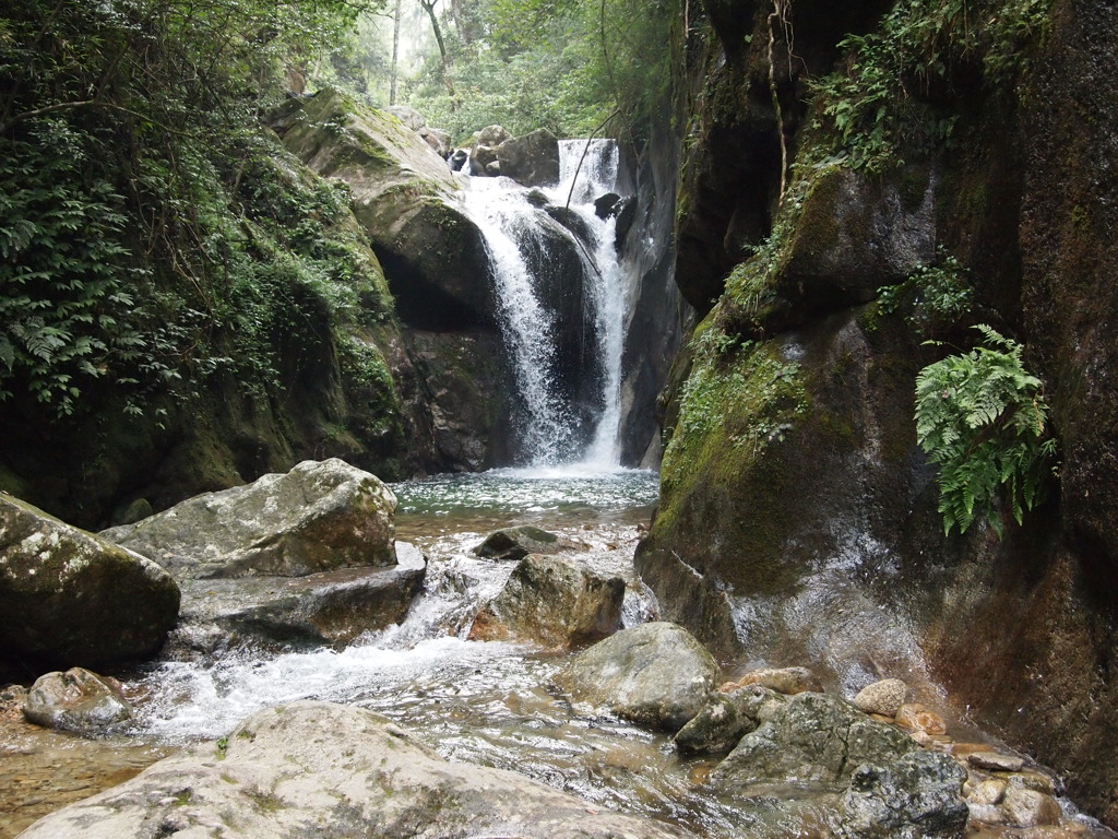 In China Waterfall01