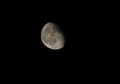 moon right 
