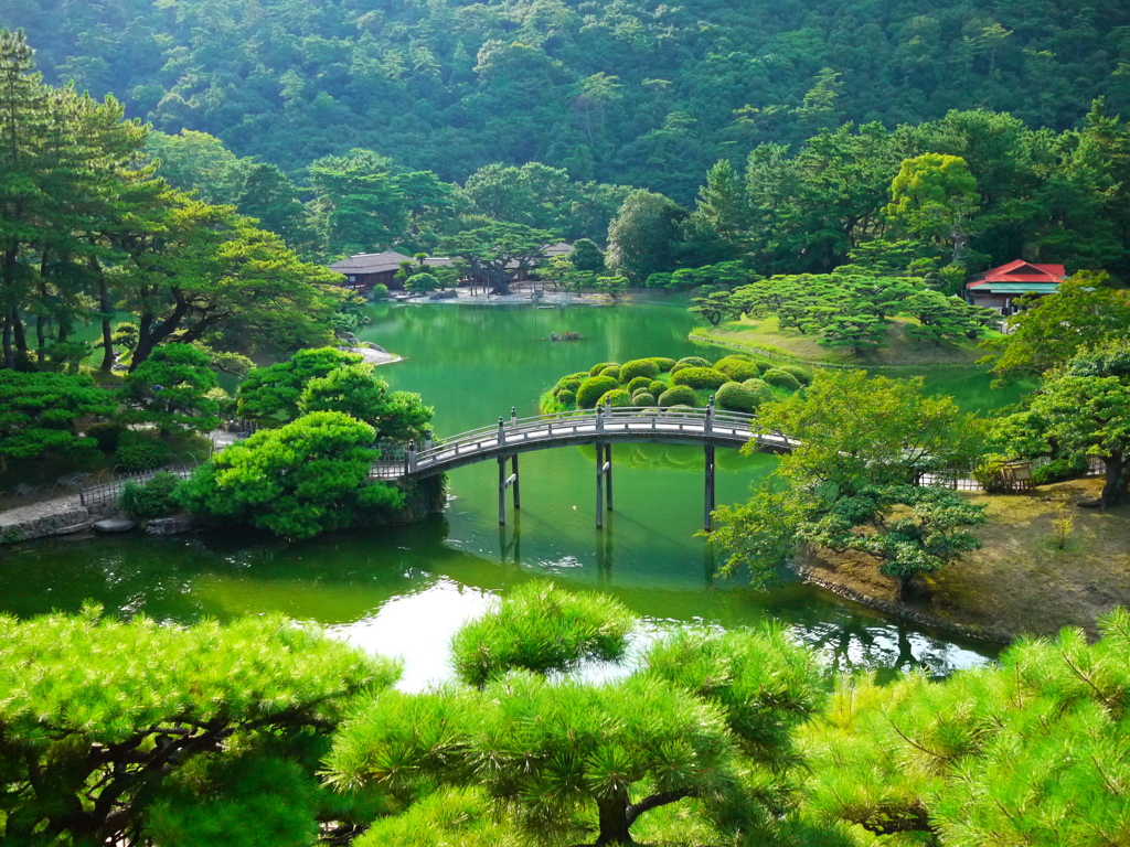 夏の栗林公園