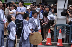 緊張するな