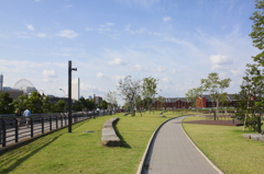 赤レンガへの道