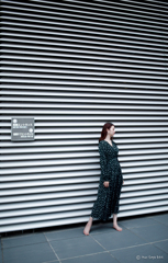 Horizontal stripes.