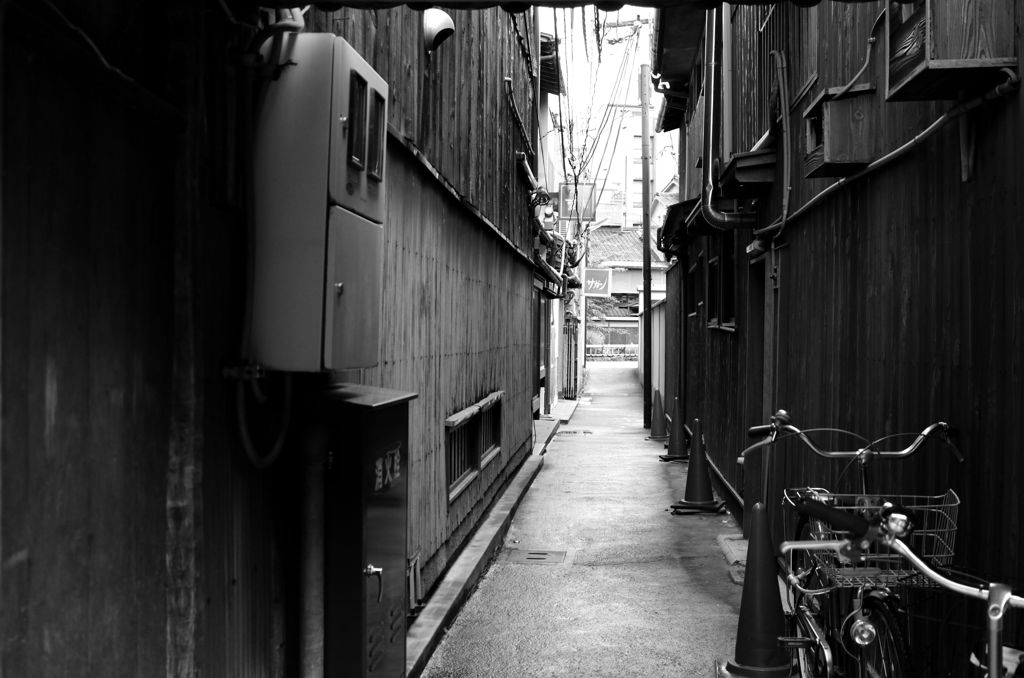 路地裏