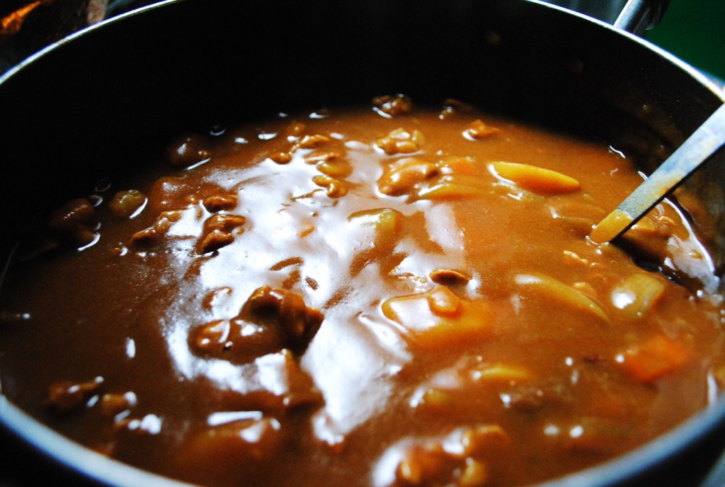 今夜はカレー。