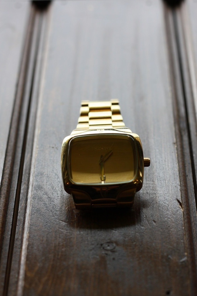 Nixon　　GOLDPLAYER