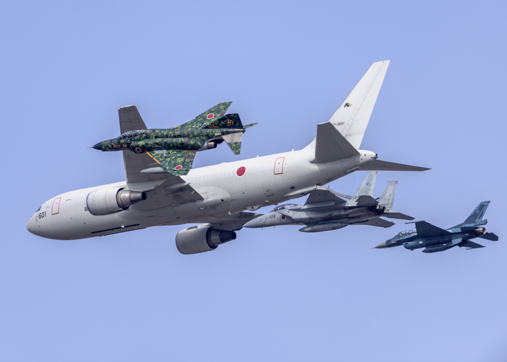 岐阜基地航空祭ー編隊飛行