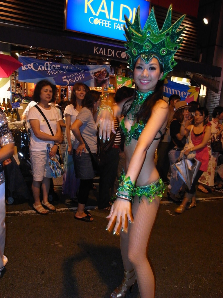 経堂祭2010のサンバ7