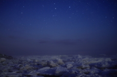 流氷と霧と星