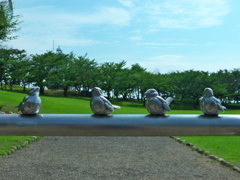 銀のスズメたち