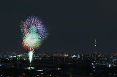 1013スカイツリーと花火1