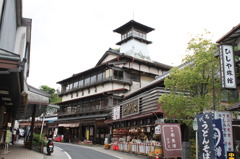 平日の成田山参道　２