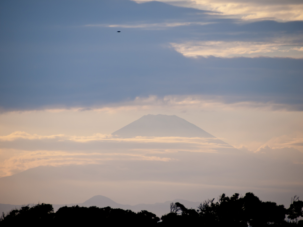 雲間富士