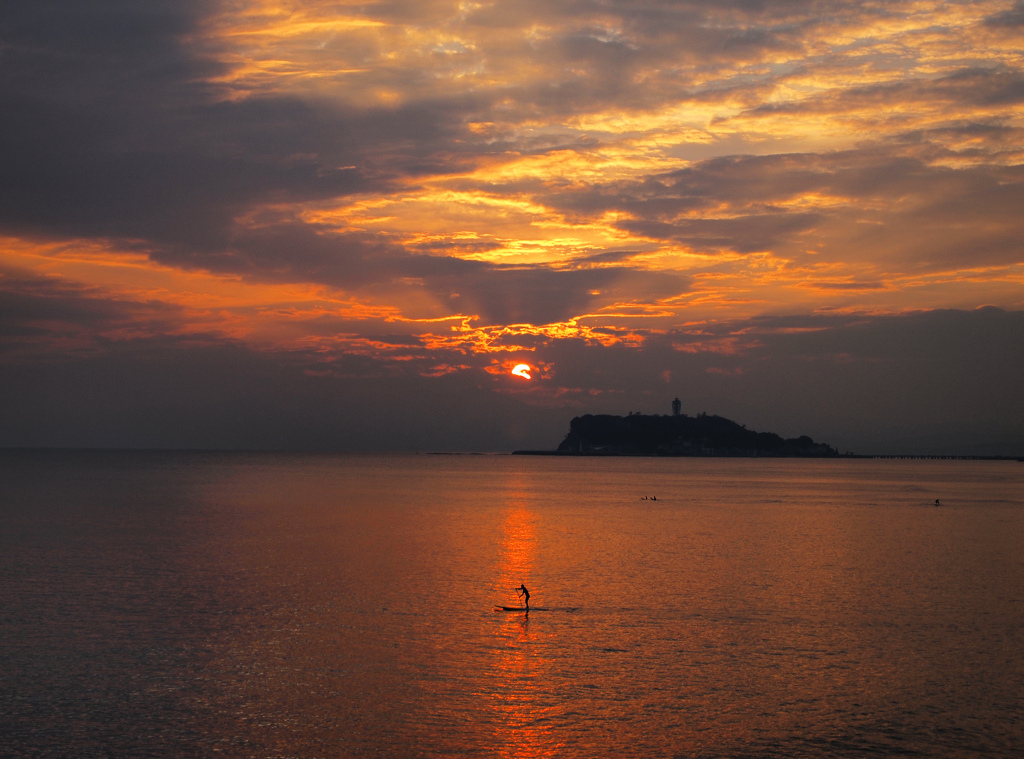夕暮れの影