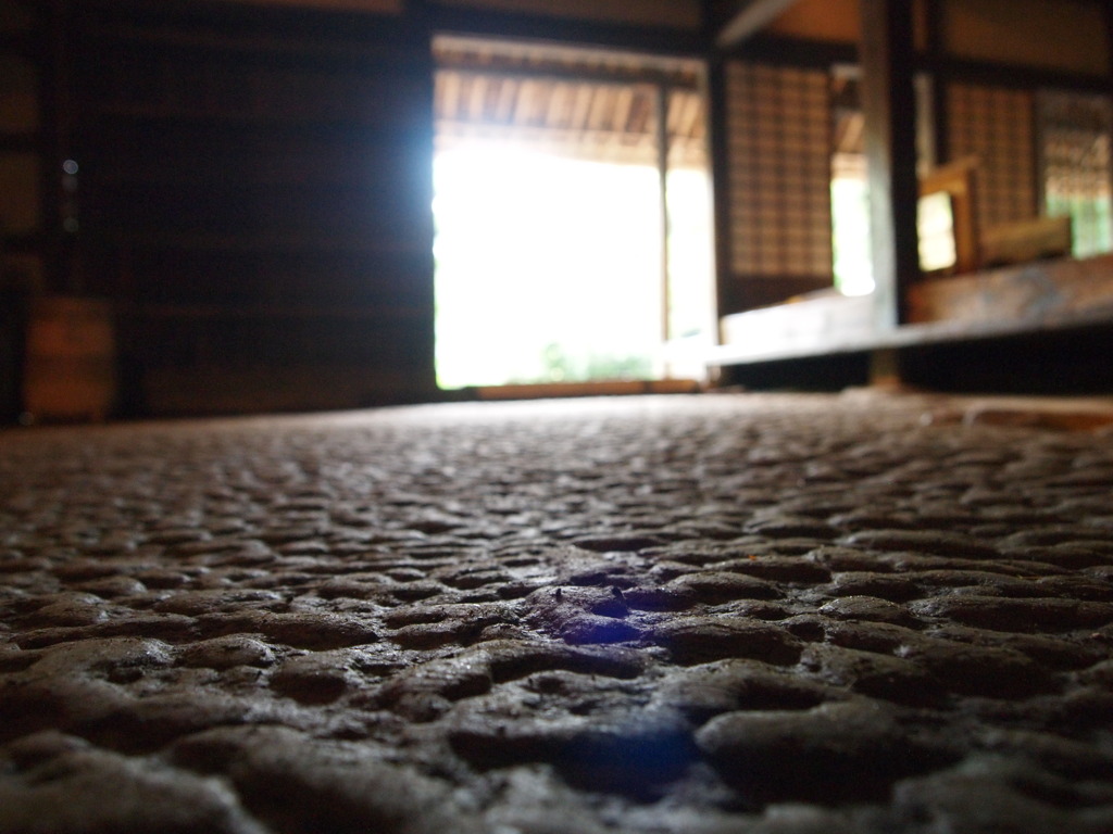 石の光沢