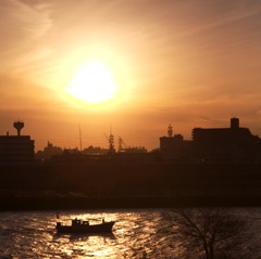 夕日　荒川