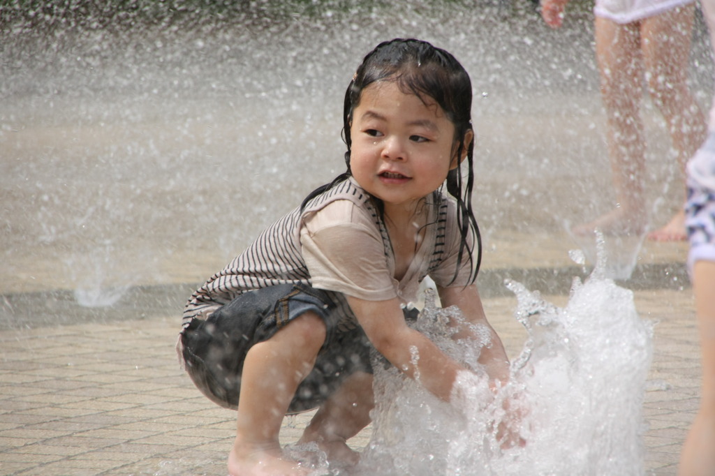 水遊び　夏まで待てない