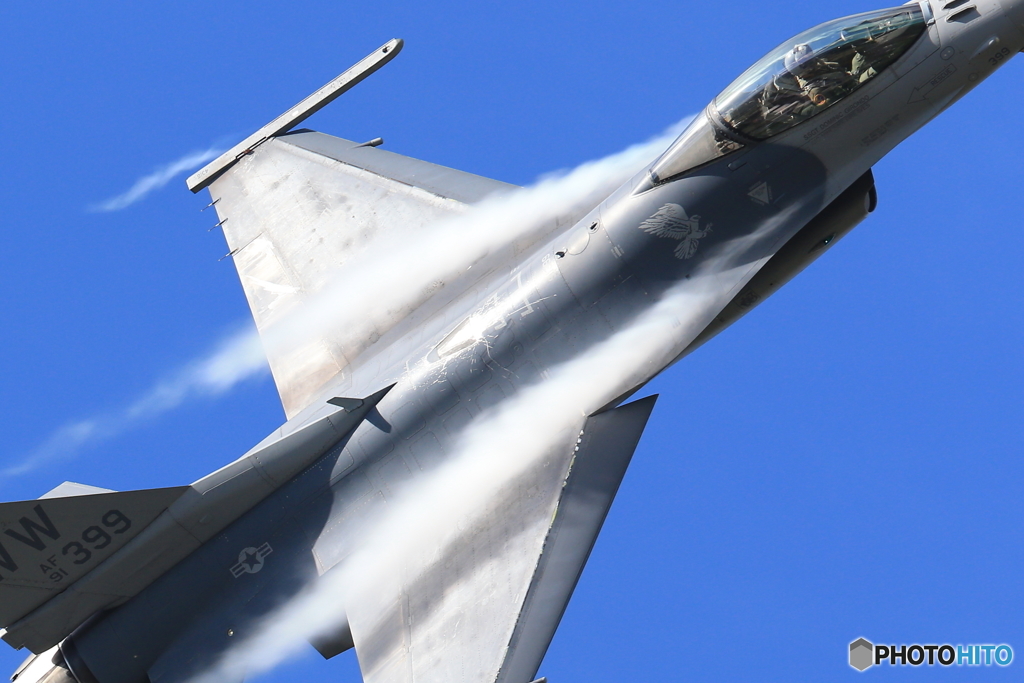 F-16　アクロバット