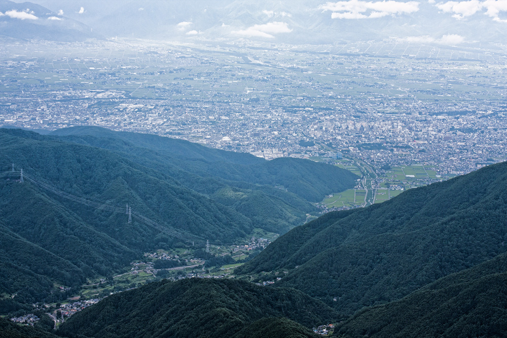 王ヶ鼻より松本市街を望む
