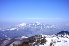 湯の丸山からの四阿山