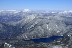 ヒウチ岳と菅沼