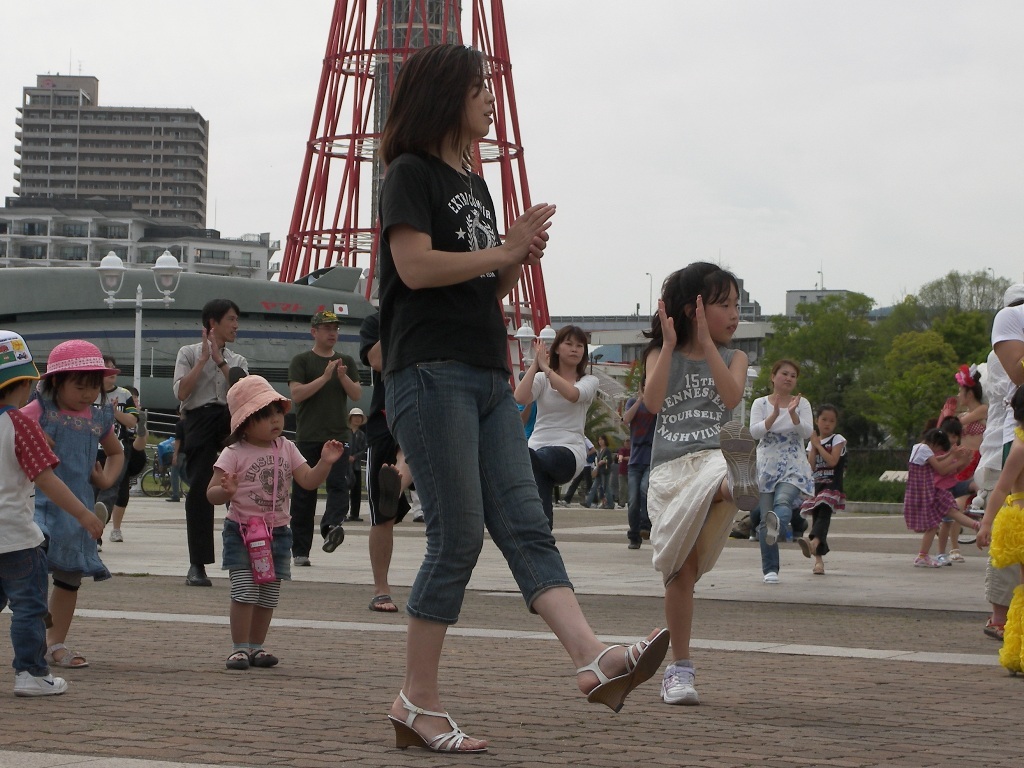 神戸　サンバ少女 神戸サンバチーム（練習風景） by ミスタ～ （ID：575704） - 写真共有サイト:PHOTOHITO