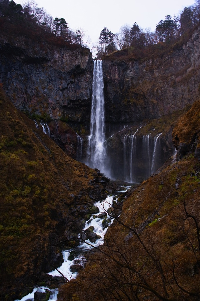 華厳の滝
