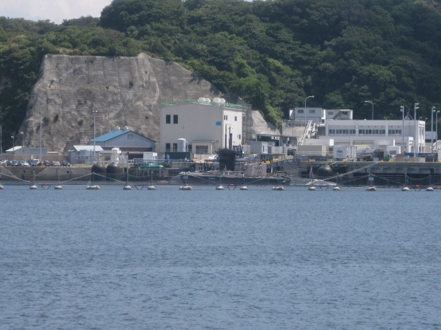 原潜だって休みたい