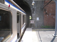 １番前はトンネルの中