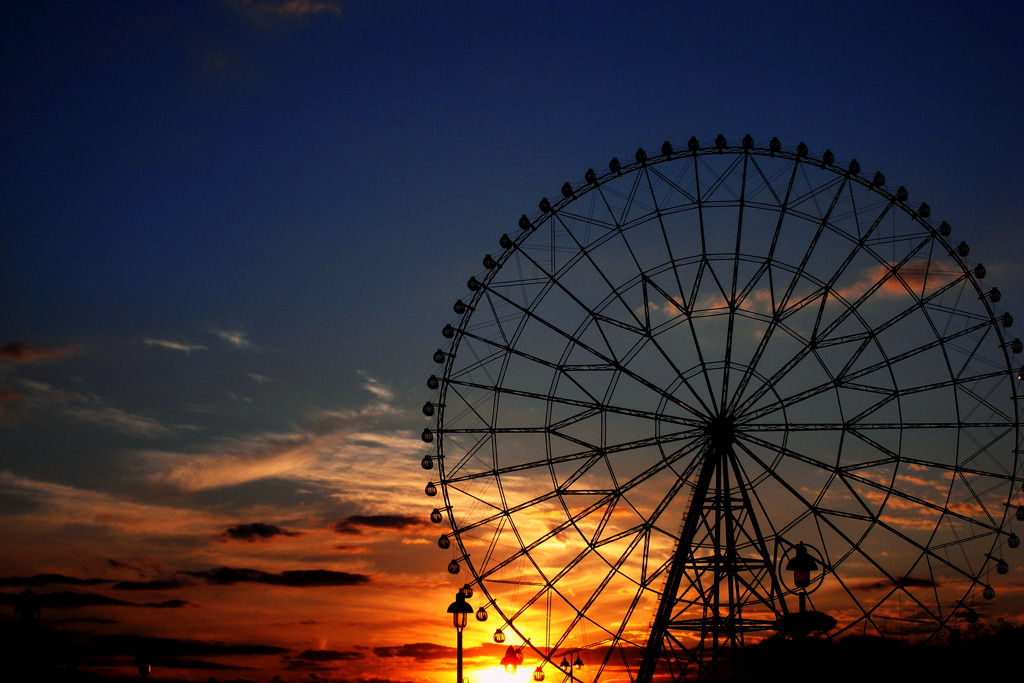 夕焼け観覧車 By Kingf Id 写真共有サイト Photohito