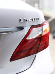 LS460