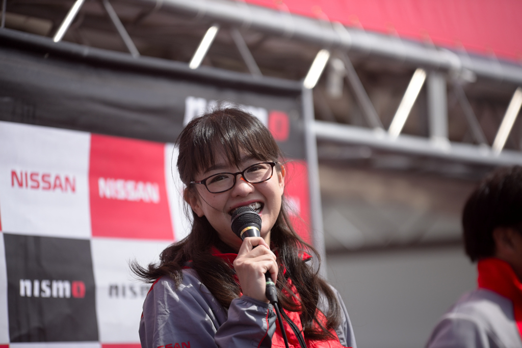 司会のお姉さん