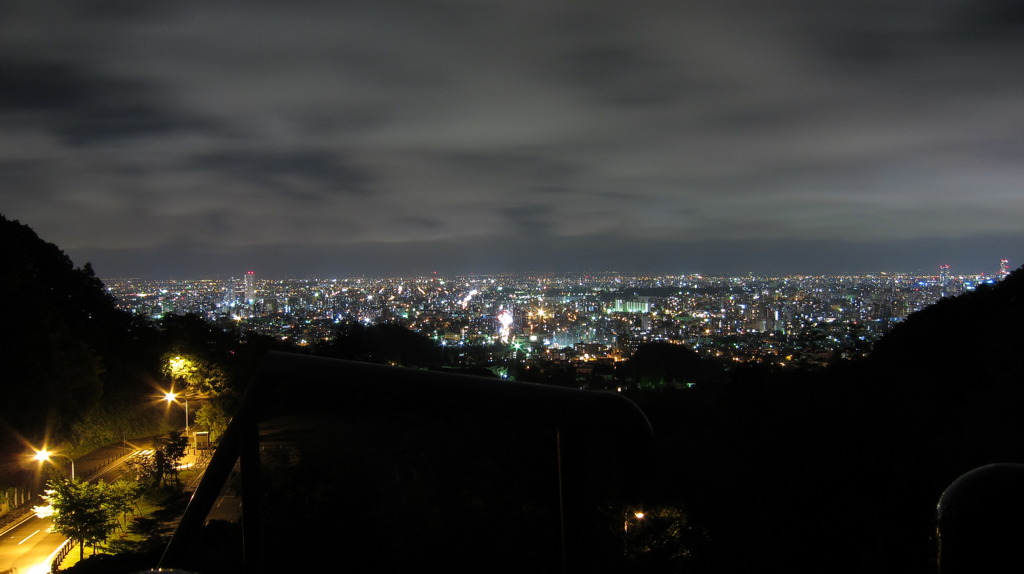 Night view of Okurayama (Wide)