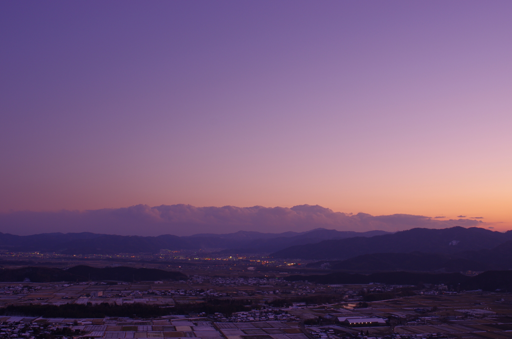 亀岡盆地夕暮れ