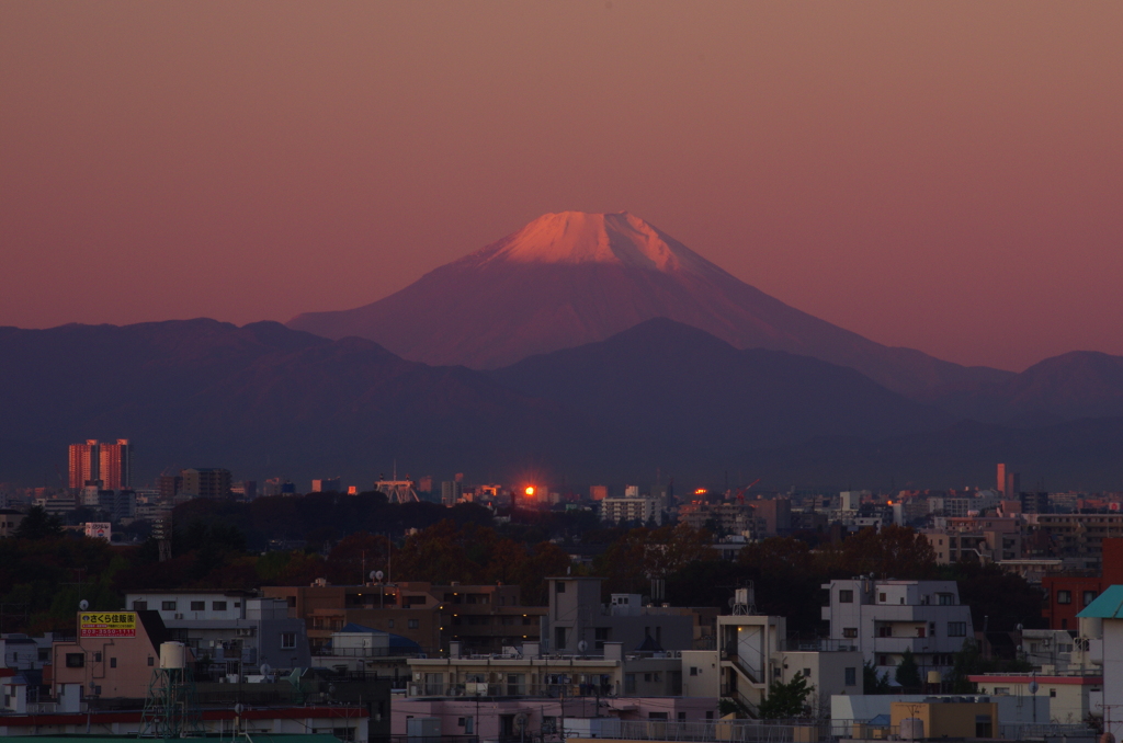 紅に染まる