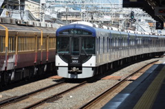 中之島線専用列車