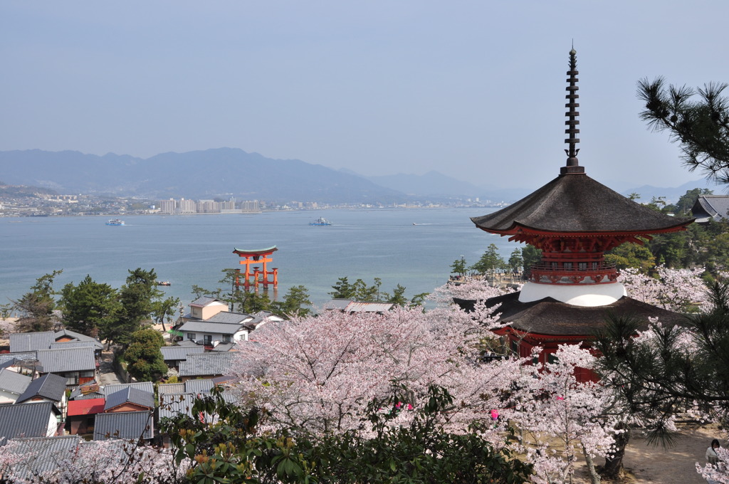 厳島神社