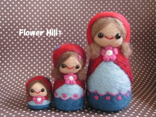 red-blue-dotsisters2