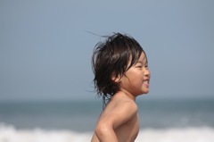 海と子供