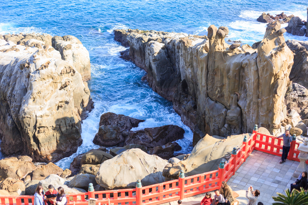 海沿いの神社