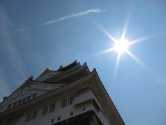 青空と大阪城