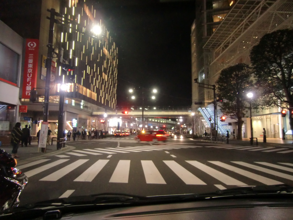 夜のドライブ