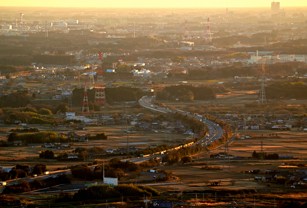 City haze meets country maze