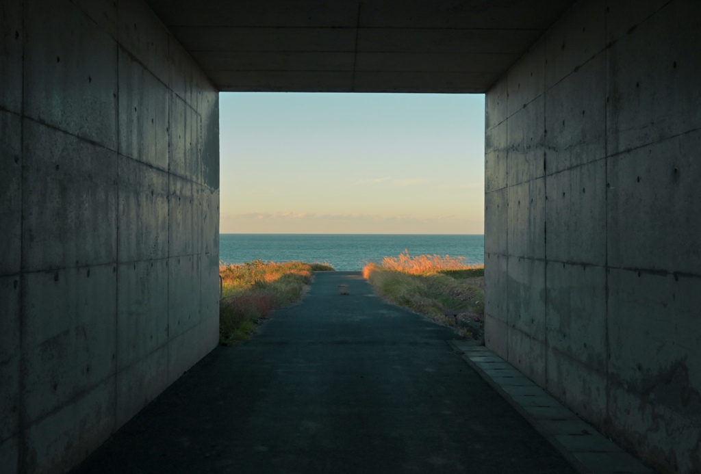 トンネルを抜けたら