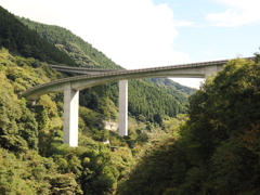 滝沢ダム　ループ橋