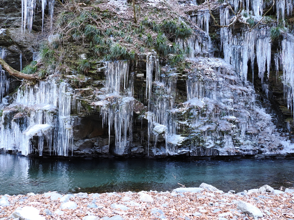 三十槌の氷柱　10